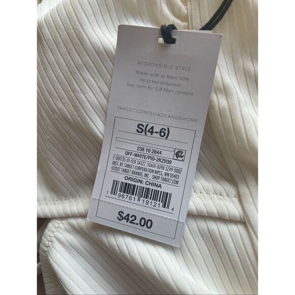 Share & Shore Double O-Ring with Lace-Up Back One Piece Swimsuit - Picture 8 of 8